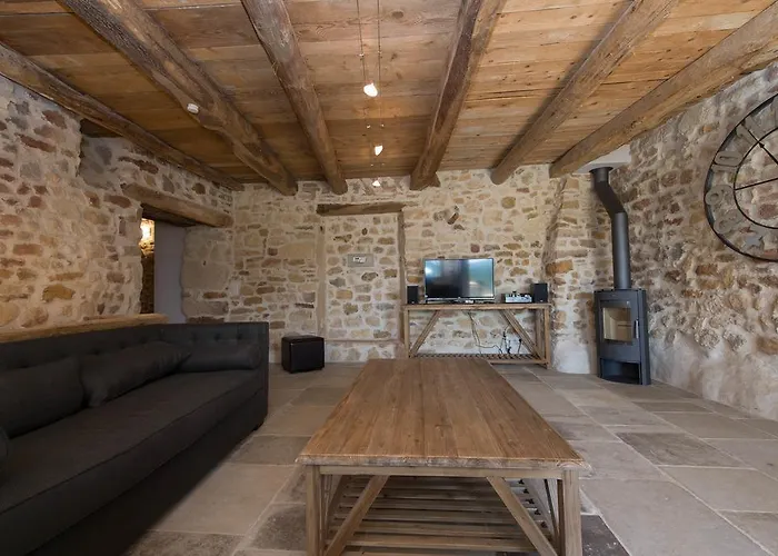 Domaine De Gressac Verfeuil