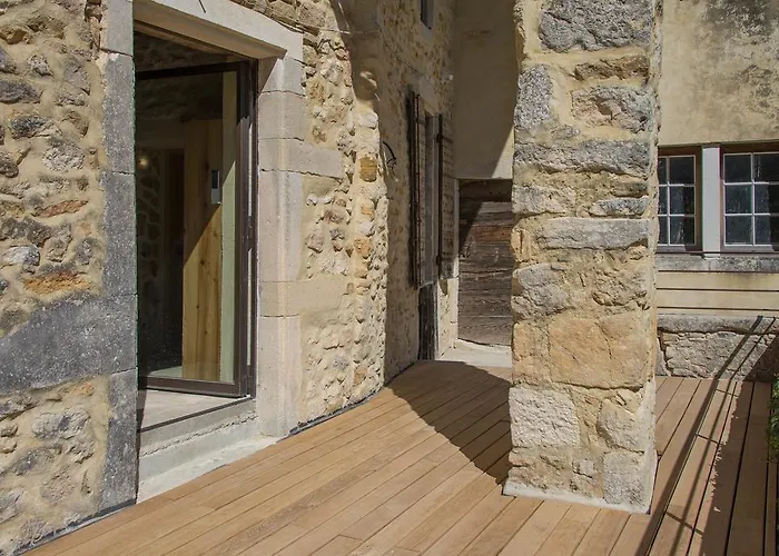 Domaine De Gressac Verfeuil